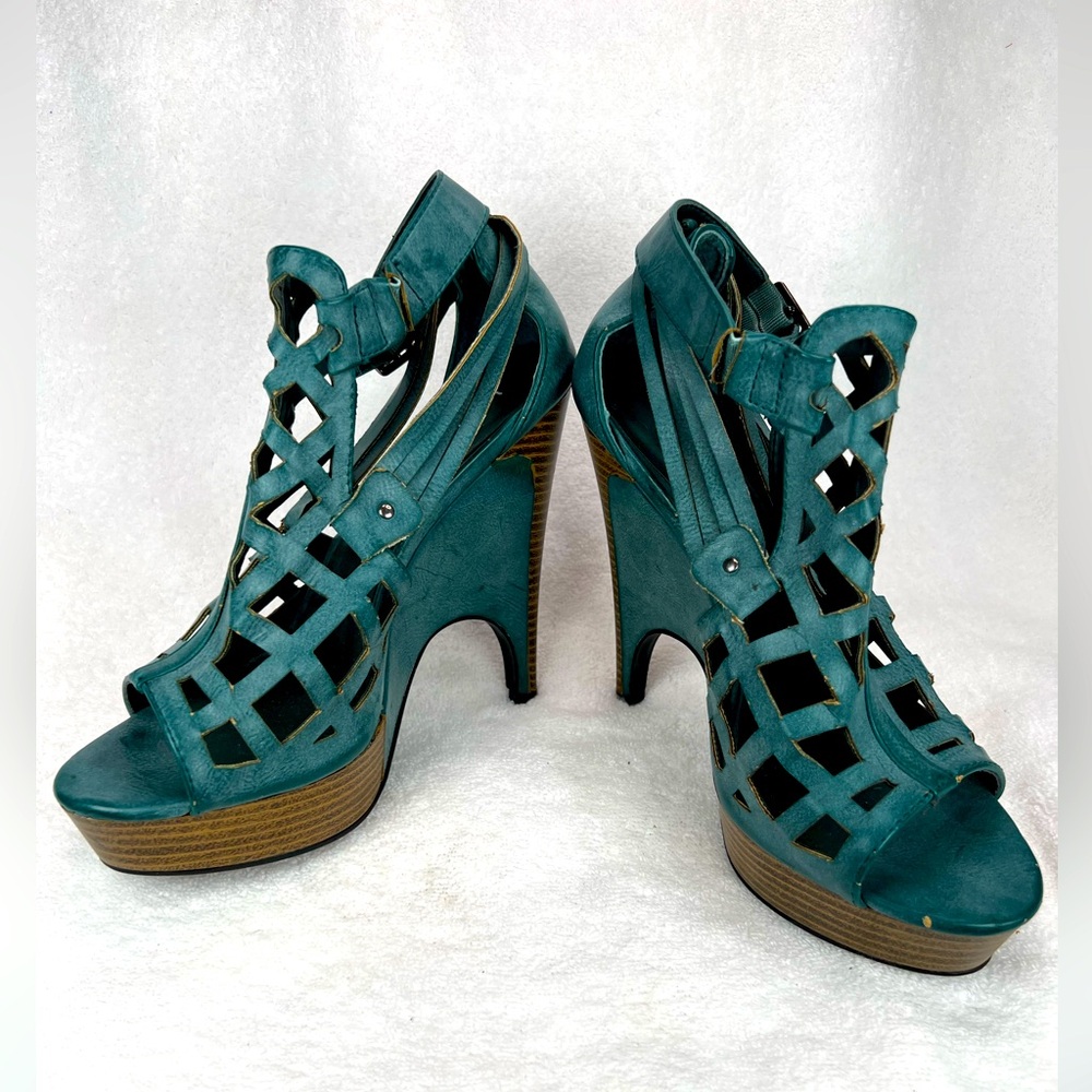 Liliana, teal leather cutout wedges, w/ ankle straps